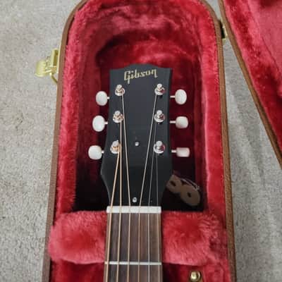 Gibson LG-2 1950's (2022) Sunburst "MINT" image 5