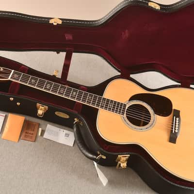 Martin J-40 #2997456 — Jumbo Acoustic Guitar image 1