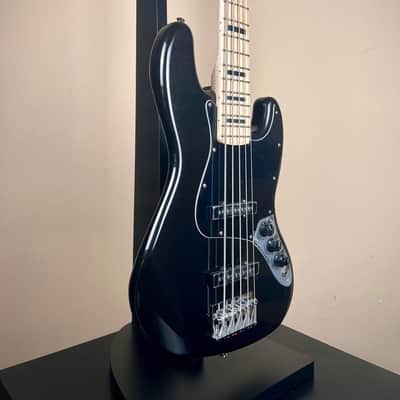 Fender Squier Affinity Series Active Jazz Bass V - 5-String - Active Preamp & Noiseless Pickups image 3