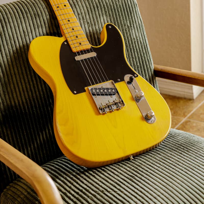Fender American Vintage '52 Telecaster 2000s - Butterscotch Blonde