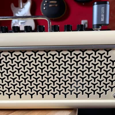 Yamaha THR30II-WL 30-Watt 2x3.5" Wireless Stereo Digital Modeling Guitar Combo image 3