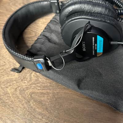 Sony MDR-7506 Studio Headphones 2010s - Black image 3