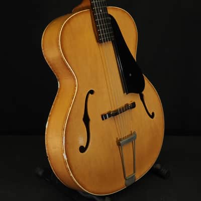 Guild A50-B 1956 - Refin image 4