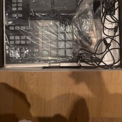 Native Instruments Maschine Studio Black (2017) — Complete in Box + Transferable Registration image 3