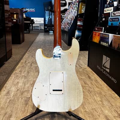 Immagine Fender Parallel Universe Volume II Uptown Stratocaster 2020 - 2021 - Static White - 6