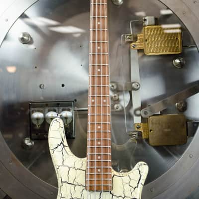 Series 10 Professional Bass Crackle Finish image 3