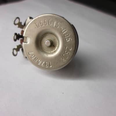 Vintage 1968 pot Fender Stratocaster 250k Potentiometer image 2
