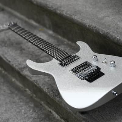 Jackson Custom Shop SL2H Soloist FR - Silver Sparkle image 8