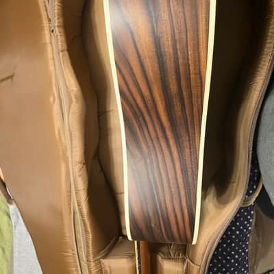 Taylor 210ce-G Dreadnought Acoustic-Electric Cutaway guitar w/case image 5