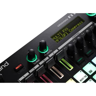 Roland MC-101 4-Track Compact Groovebox Music Production Workstation image 7