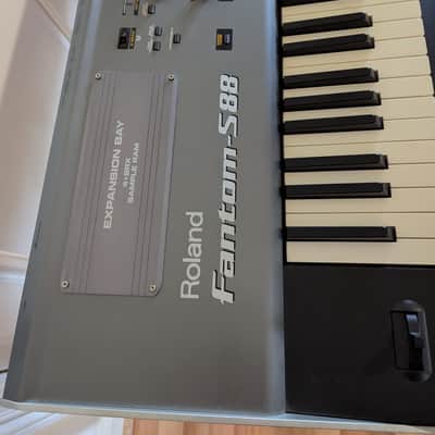 Roland Fantom-S88 88-Key Sampling Workstation Keyboard 2004 - Silver image 4