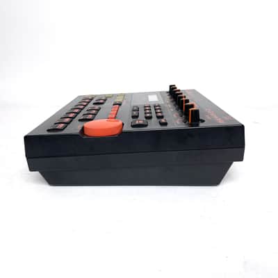 Boss DR-202 Dr. Groove 2000s with with Universal power supply and New internal buttery  - Black Worldwide Shipment image 4