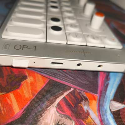 Teenage Engineering OP-1 Field with Decksaver and Carrying Case image 2