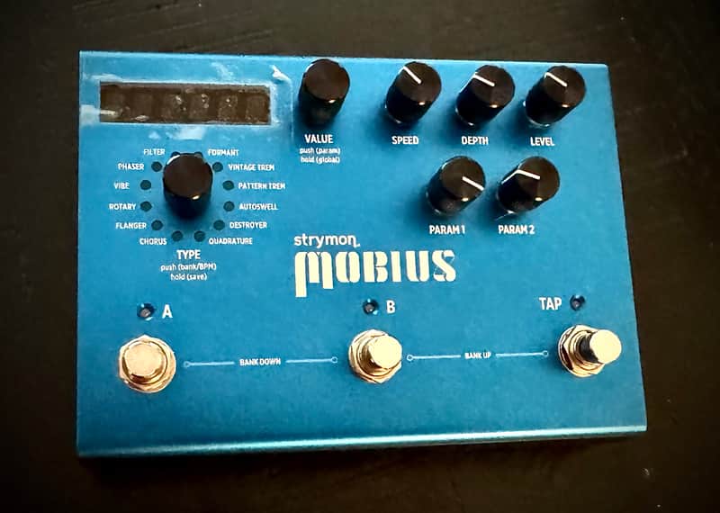 Strymon Mobius