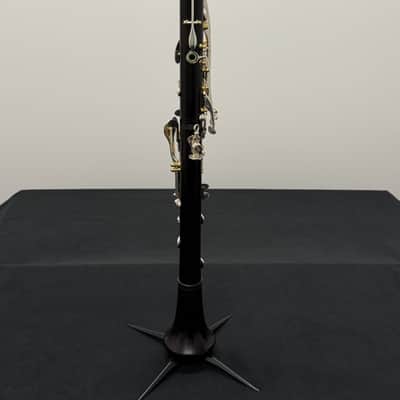 Backun Q2 Series DEMO BCLBQG Limited Pro Clarinet Grenadilla Gold Posts image 5