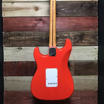 Squier Hank Marvin Stratocaster Fiesta Red 1990 With Tweed case image 11