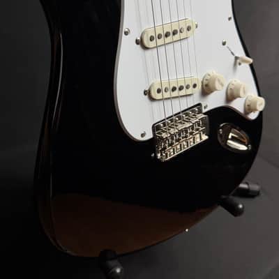 Squier Classic Vibe 50's Stratocaster Electric Guitar Gloss Black Finish image 6