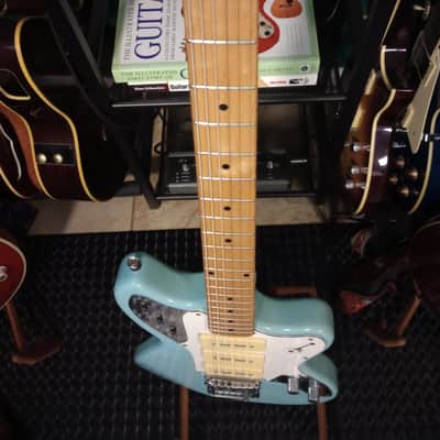 Jay Turser Surfmaster *PRO SETUP & SHIELDED*2000s - Powder Blue image 3