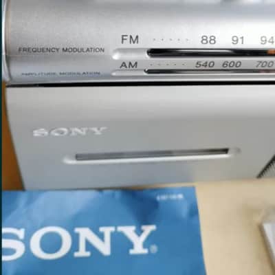Sony CFM -20 Rare Vintage Recorder Portable Cassette Radio 🔥 NOS Japan Retro image 10