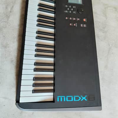 Yamaha MODX8 88-key Synth plus Seven Commercial Libraries installed