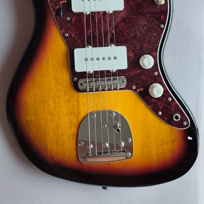 Squier Classic Vibe '60s Jazzmaster 3-Tone Sunburst with Gig-bag image 6
