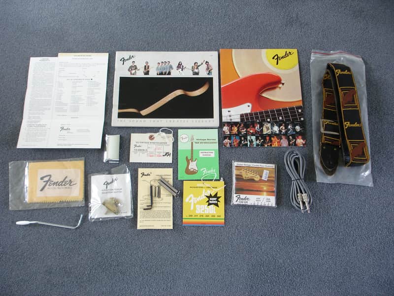 Fender '62 Vintage Stratocaster Case Candy 1982-1984 image 1