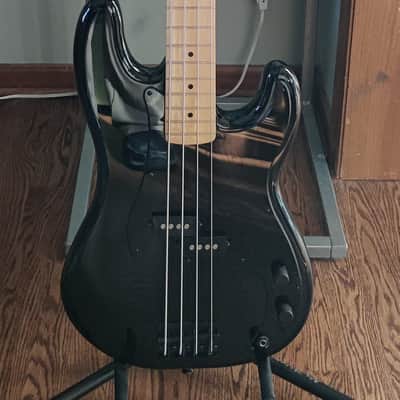 Fender Roger Waters Artist Series Signature Precision Bass 2011 - 2017 - Black image 2