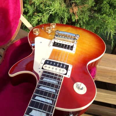 2014 Gibson Les Paul Classic 120th Anniversary - sunburst image 18