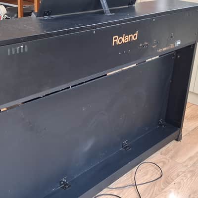 Roland HP504 88-Key Digital piano Black image 3
