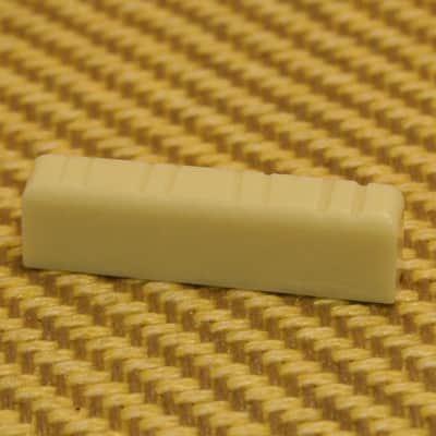 *RP620 Retro Parts Plastic 8-String Mandolin Nut - White