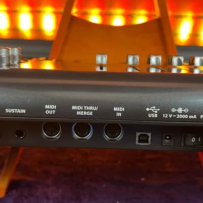 Behringer Motor61 Keyboard Controller Mint! image 8
