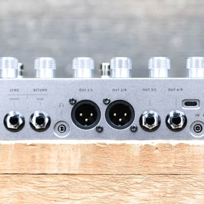 Darkglass Electronics Anagram 6-Core DSP Multi-Effect Platform for Bass Players image 6