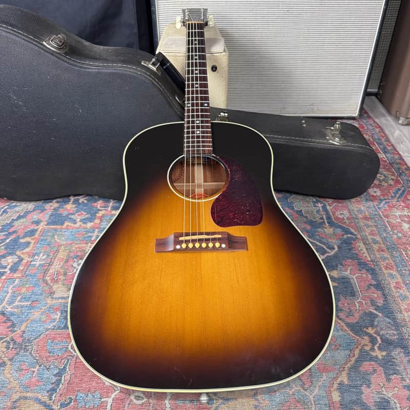 Gibson J-45 Historic Collection