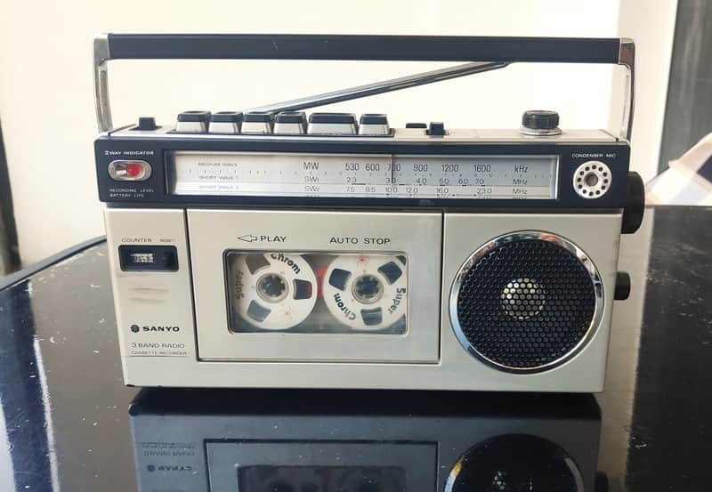 Sanyo M1700H 1980's Mini Boombox image 1