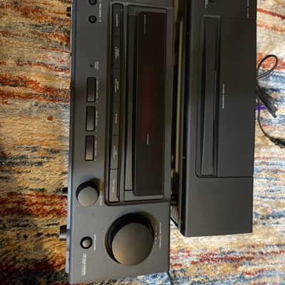 Kenwood power amplifier /kenwood integrated amplifier Km/894 /km994 1998 Gray image 1