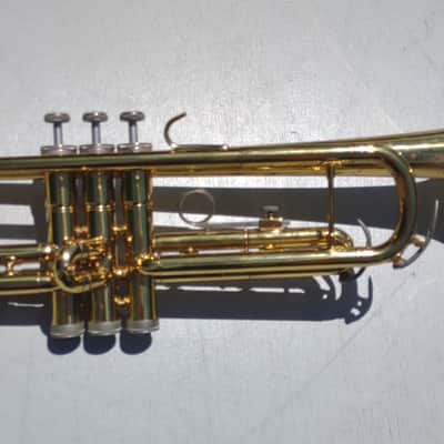 Conn Director 18B B flat - Laquor image 7