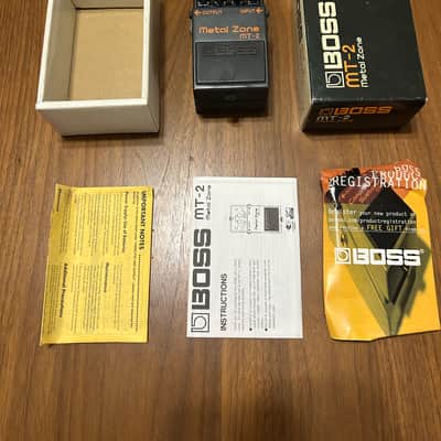 Boss MT-2 Metal Zone (Silver Label) 1991 - Present - Black image 1