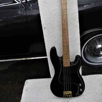 Bentley Series 10 Bass Guitar, 1990, Made In Korea, 34" scale, EMG Designed Pu's, Brass Parts image 1