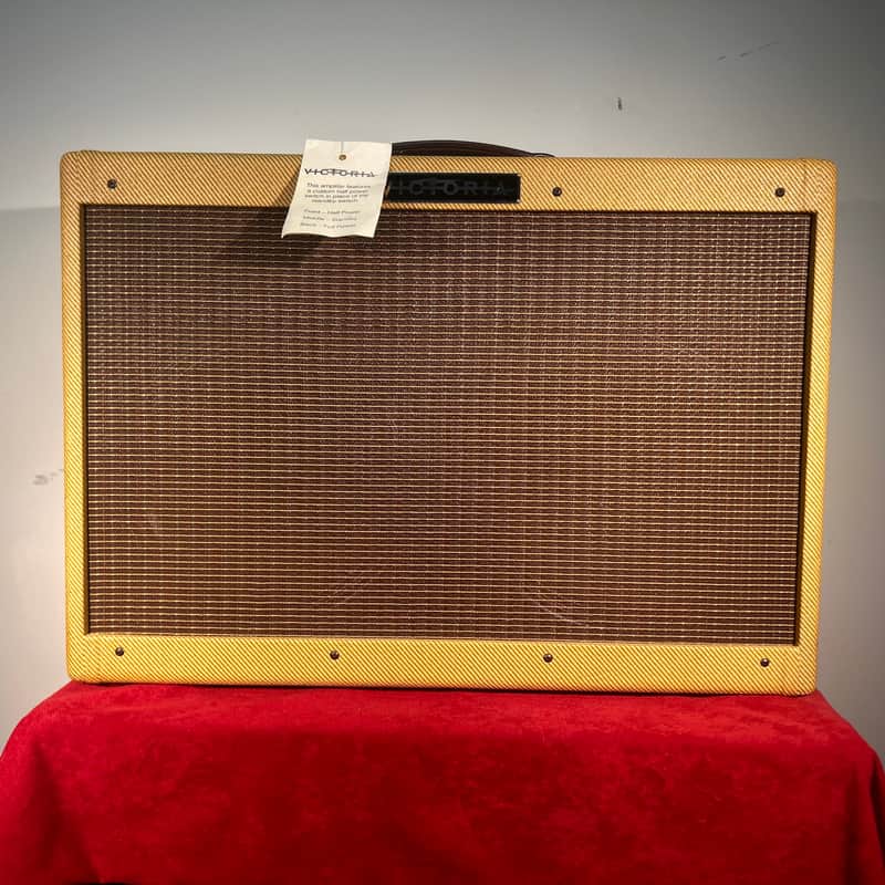 Victoria Victorilux 2 x 12 Combo Tube Amplifier - Tweed image 1