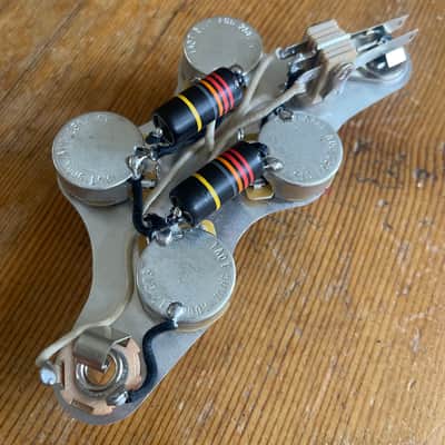 Gibson SG 50's LP Wiring 500k CTS Brass Shaft Pots .022 USA Emerson Bumblebee Caps Switchcraft 3-Way Toggle image 4