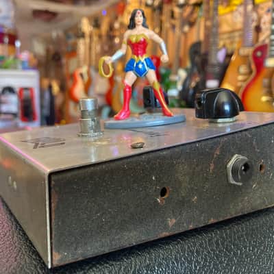 Guild Foxey Lady Fuzz PRE EXH Mike Matthews! 1960s - Aluminum image 4