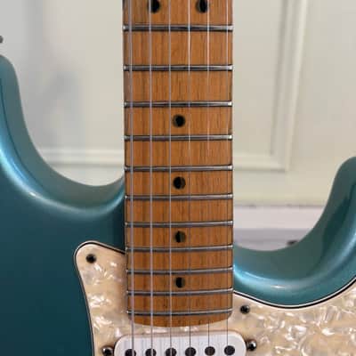 Fender Roadhouse Stratocaster with Maple Neck image 5