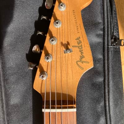 Fender Vintera Road Worn '60s Stratocaster 2020 - 2021 Firemist Gold image 7