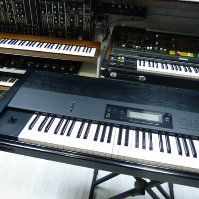 Korg T1 Workstation 88 weighted keys image 5