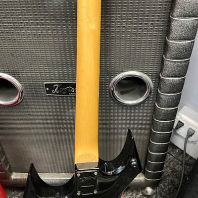 B.C. Rich KKW 90/200s - Black and red image 7