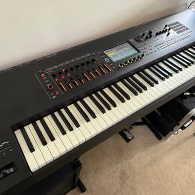 Roland Fantom 8 EX 88-Key Workstation Keyboard 2024 - Present - Black