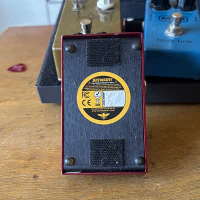 Beetronics FX Fatbee Overdrive Distortion Guitar Effects Pedal image 5