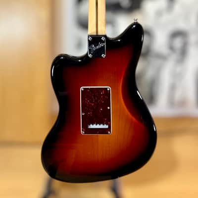 Beautiful 2021 Fender American Performer Jazzmaster, 3-Color Sunburst w/optional Plush Fender Case image 6