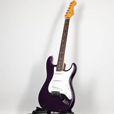 Fender Custom Shop Limited Edition Custom Deluxe Stratocaster NOS- Magenta Sparkle 2025 (CZ589381) image 12