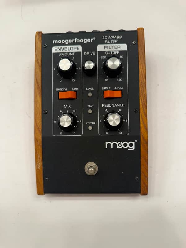 Moog Moogerfooger MF-101 Low Pass Envelope Filter Guitar Effect Pedal + PSU image 1